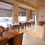 Ramada By Wyndham Flushing Queens