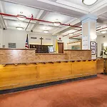 Leo House Hotel