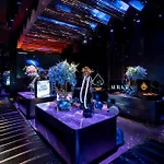 57 Hotel 4*