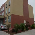 Hotel Bliss - Brooklyn