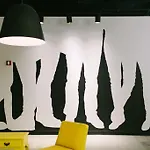 The Local Ny Hostel *