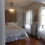 Bed & Breakfast Serenity At New York