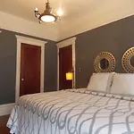 Serenity At Bed & Breakfast New York