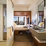 Arlo Soho