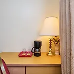 Flushing Hotel