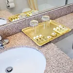 Hotel Flushing