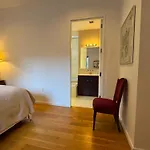 Large And Luxurious In Strivers Row