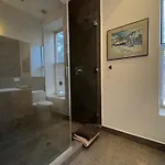 Large And Luxurious In Strivers Row New York