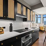 Holiday home Freeman Ii By Rove 1br With Shared Amenities New York