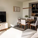 Premier Host - High Luxury In Manhattan By Unique Stays - Gym & Pool