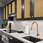 Holiday home Freeman Ii By Rove 1br With Shared Amenities New York