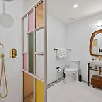 Holiday home Freeman Ii By Rove 1br With Shared Amenities *