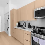 Apartment 19-4g 2br 2baths Luxury East Village
