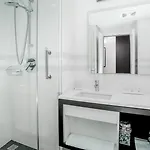 Hotel Courtyard By Marriott Long Island City/new York Manhattan View 3*
