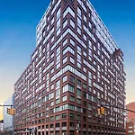 Hilton Brooklyn - Newly Renovated 4*