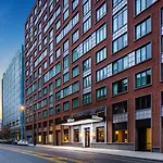 Hilton Brooklyn - Newly Renovated Hotel