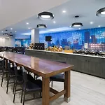 Fairfield & By Marriott Manhattan/central Park New York
