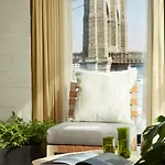 1 Brooklyn Bridge Hotel
