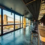 Hotel 1 Brooklyn Bridge