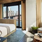 Hotel 1 Brooklyn Bridge New York