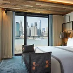 1 Brooklyn Bridge