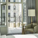 Hotel Four Seasons Downtown 5*