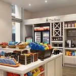 Hilton Garden Times Square South Hotel 3*