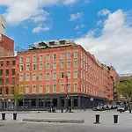 33 Hotel, New York City, Seaport