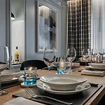 Hotel Merrion Row And Public House 4*