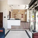 Hotel Madison Les