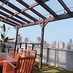 Madison Les Hotel