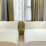 Madison Les Hotel 3*