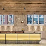 Springhill Suites By Marriott New York Manhattan/Times Square South