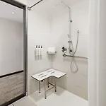 Hotel Fairfield & By Marriott Manhattan/times Square South 4*