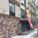 Ramada By Wyndham Bronx Terminal