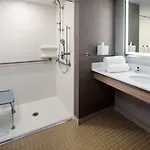 Hotel Springhill By Marriott Jfk Airport Jamaica 2*