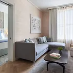 The Street By Suiteness 5* New York