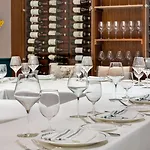 Hyatt Centric Midtown 5th Avenue 4*