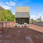 Highbridge Hotel