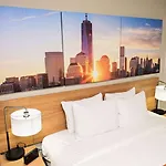 Days Inn By Wyndham Bronx Nyc