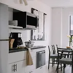Hotel Court Square Long Island , Belvilla District 6 Formerly Sonder 4*