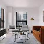 Hotel Court Square Long Island , Belvilla District 6 Formerly Sonder