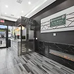 Hotel 365 Bronx - Yankee Stadium