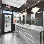 Hotel 365 Bronx - Yankee Stadium