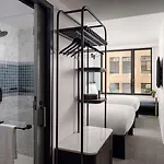 Arlo Midtown