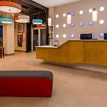 Glo Best Western Brooklyn Nyc