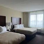 Lotus Blu Inn & Suites