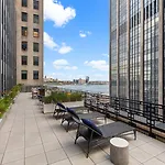 Placemakr Street Aparthotel
