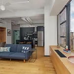 Placemakr Street Aparthotel