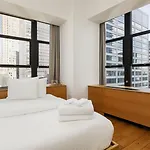 Placemakr Street Aparthotel 4*